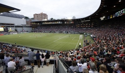 Thorns-Reign sellout sets NWSL record