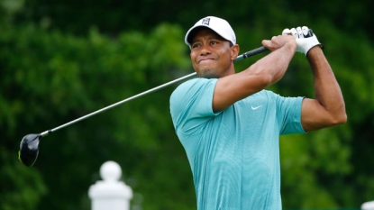 Tiger Woods shoots 4-under 66 at Greenbrier Classic