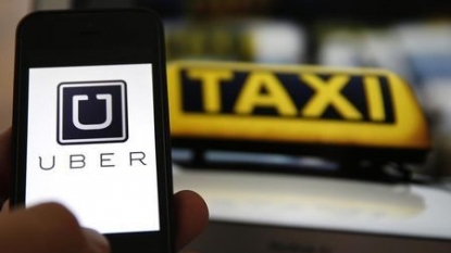 Toronto council votes to cracks down on Uber