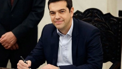 Tsipras begs Greeks to back austerity as time runs out