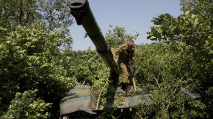 Ukraine and rebels trade blame over shelling of Donetsk