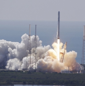 When SpaceX Falcon rocket exploded mid-air