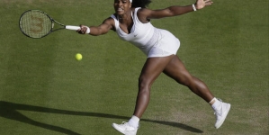 Williams fights back from set down to defeat Azarenka – TVNZ