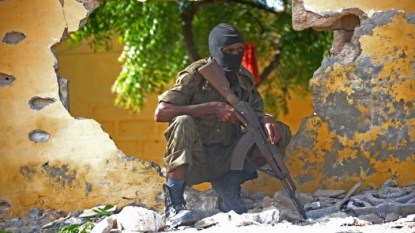 3 killed as gunmen attack 2 hotels in Somali capital