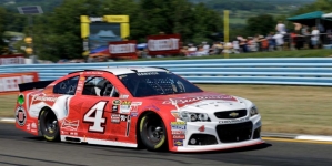 Allmendinger wins Watkins Glen pole, edging Truex