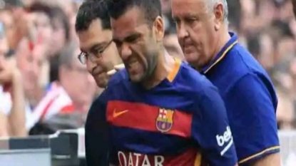 Alves injury blow for Barcelona