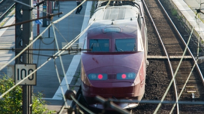 Train attack: Hollande awards passengers with France’s top honour