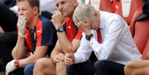 Arsene Wenger: “Arsenal will not panic buy”