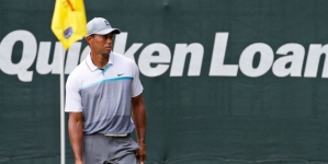 Woods in contention at Quicken Loans after a 5-under 66