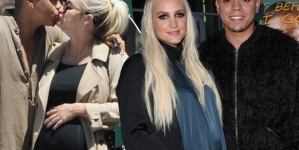 Ashlee Simpson Names Newborn Daughter Jagger Snow Ross