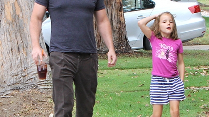 Ben Affleck spotted without wedding ring