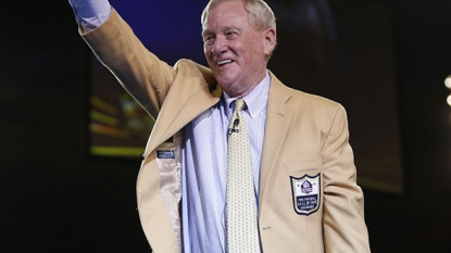 Bill Polian enters Hall of Fame