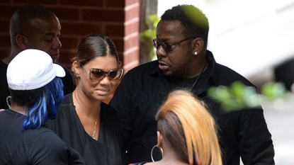 Bobbi Kristina’s coffin taken in to church