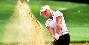 Canadian teen Brooke Henderson opens 5-shot lead in Portland