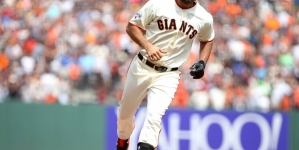 Bumgarner HRs and Ks 14 in 3-hitter, Giants beat Nats 5-0