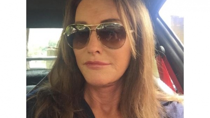 Caitlyn Jenner Posts Her First Selfie