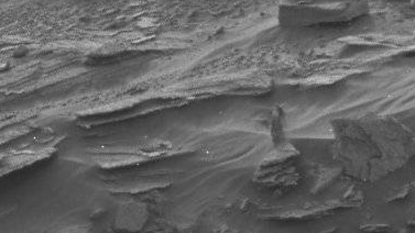 Woman-Like Figure Spotted on Mars