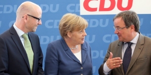 Sixty-three German conservatives voted against third Greek bailout