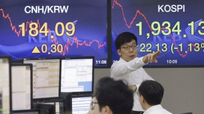 China Resumes Slide, Leading Asian Shares Lower