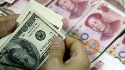 China cuts yuan rate against US dollar for second day