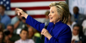 Clinton Picks up Key Iowa Endorsement on Way to the Fair