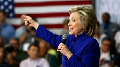 Clinton Picks up Key Iowa Endorsement on Way to the Fair