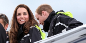 Duchess Kate makes splash with diving club