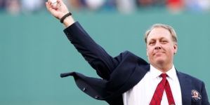 ESPN responds to Curt Schilling tweet comparing Nazis to extremist Muslims