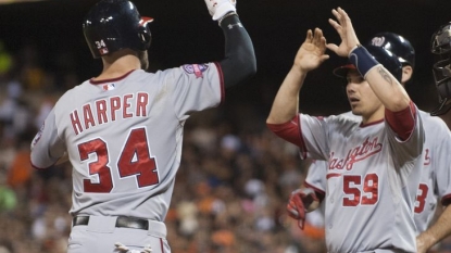 Bumgarner HR, fans 14, pitches 3-hitter, Giants beat Nats