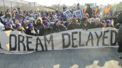 JFK, LaGuardia airport contract workers vote to strike Wednesday