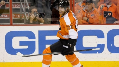 Flyers, Voracek agree to a multiyear contract extension