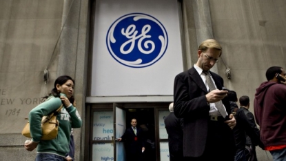 GE selling health care finance unit, loans to Capital One