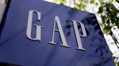 Gap Maintains Forecast as 2Q Profit Falls