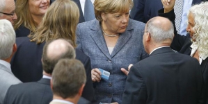 Germany overwhelmingly approves Greek bailout