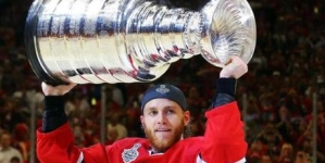 Chicago Blackhawks star Patrick Kane accused of rape by woman, 26