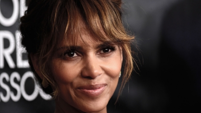 Halle Berry HFPA Banquet Picture : Actress Flaunts Incredible Figure In Lace