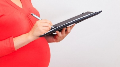 Getting Pregnant May Be hard For Women Who Work Too Much