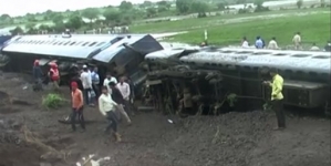 India floods derail two trains, killing at least 20 – ministry