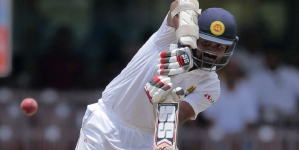 India 319-6 in second Sri Lanka Test