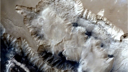 India’s Mangalyaan sends stunning 3D images of Valles Marineris on Mars