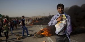 Israeli soldiers shoot dead Palestinian after West Bank petrol station stabbing