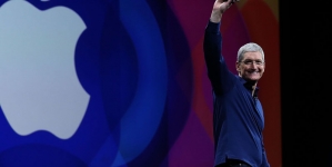 It costs Apple $700000 a year to protect CEO Tim Cook