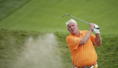 John Daly hurls golf club into Lake Michigan