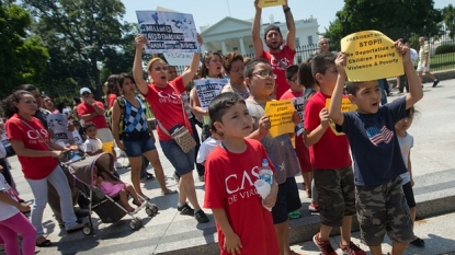 Federal Judge Orders Obama Administration to Release Children Held in