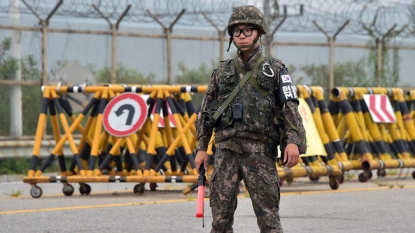 The Latest on Koreas: S. Korean leader visits border base