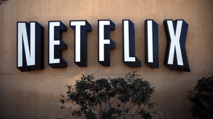 Netflix offers one year paid parental leave for workers