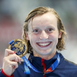 Katie Ledecky sets another world record, makes history with 800 free win