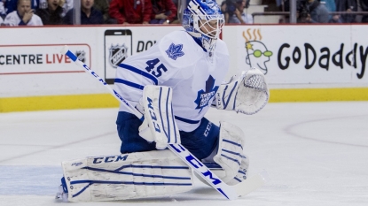 Leafs, Bernier agree to two-year deal