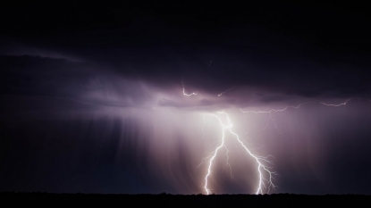 Lightning strikes Google data centre