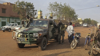 Jihadists attack hotel in central Mali, several dead